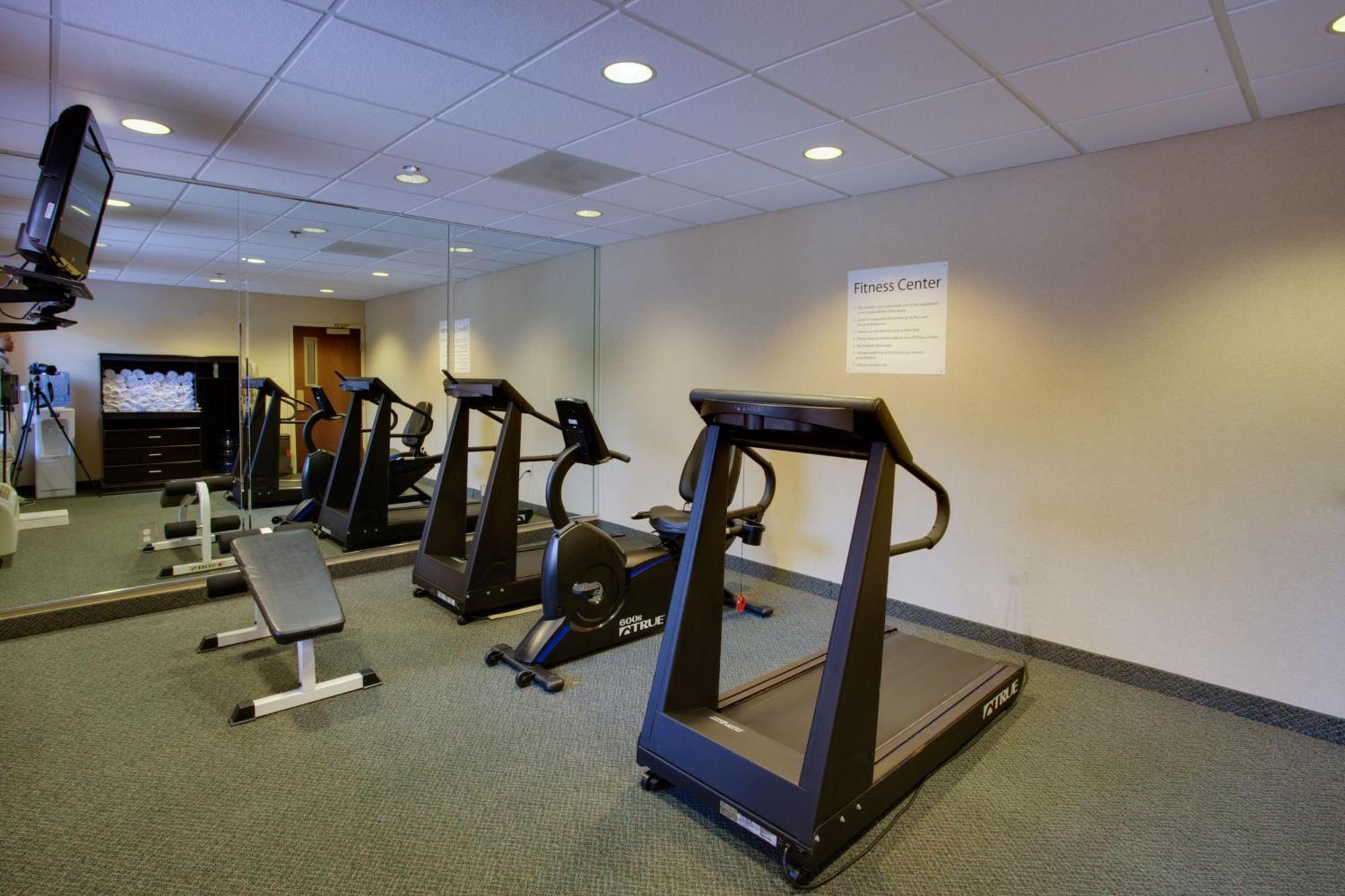Holiday Inn Express Hotel & Suites Columbia-I-20 At Clemson Road By Ihg Εξωτερικό φωτογραφία