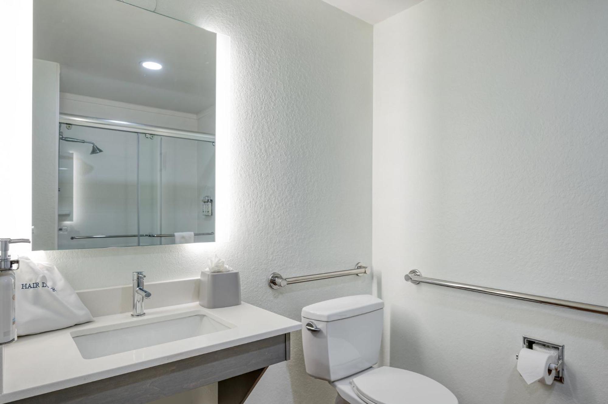 Holiday Inn Express Hotel & Suites Columbia-I-20 At Clemson Road By Ihg Εξωτερικό φωτογραφία
